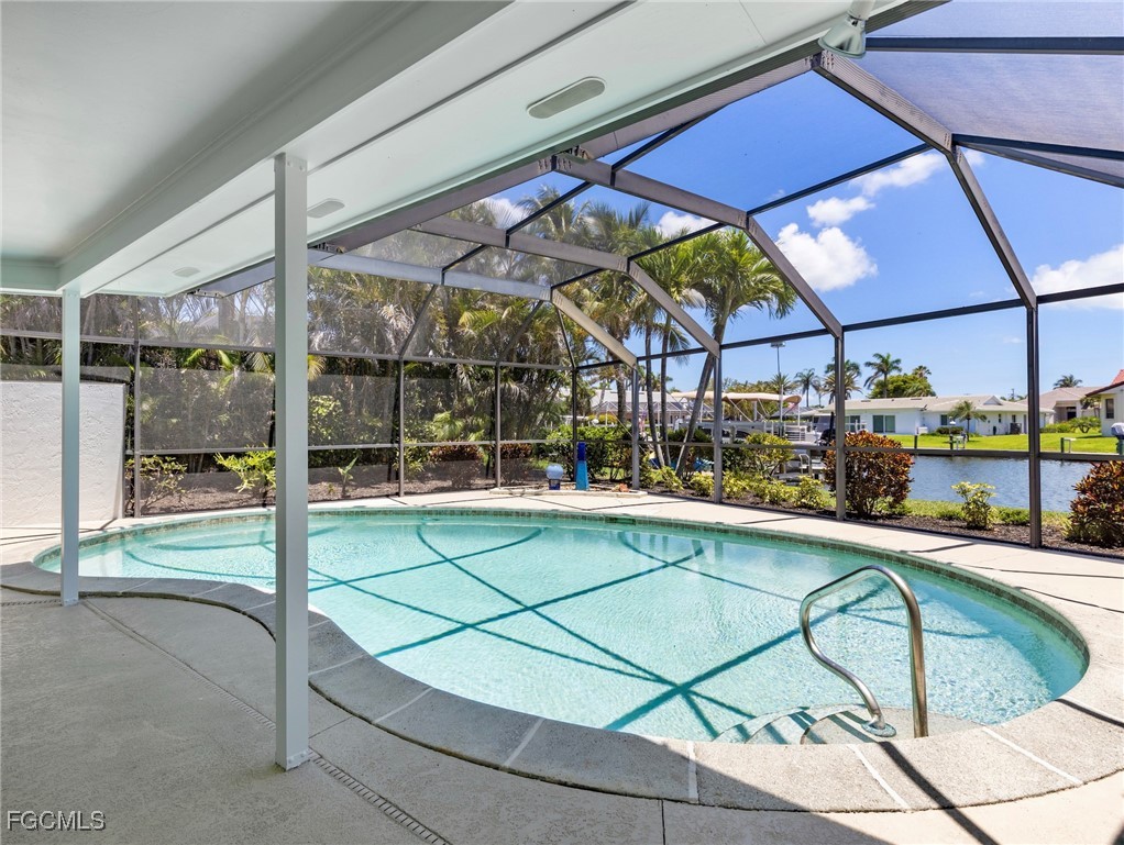 3 Bed Pool Home for Sale in Palm Acres, photo 31