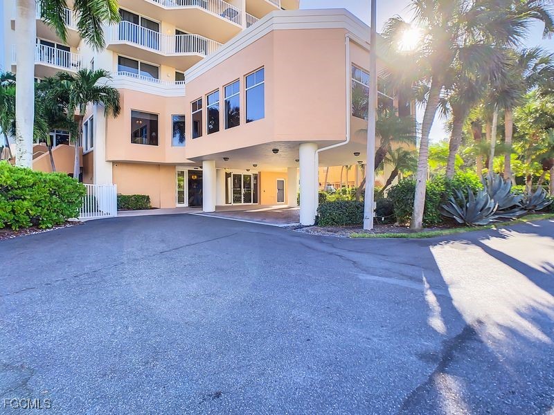1 Bed Waterfront Home for Sale in Fort Myers Beach, FL — photo 31