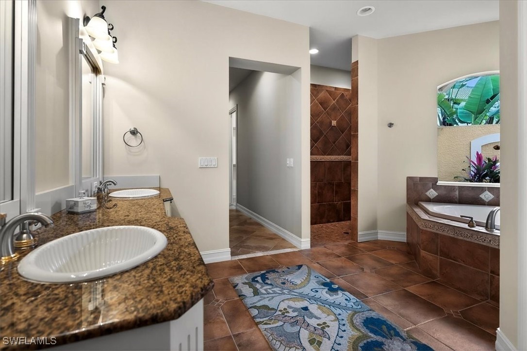 3 Bed Pool Home for Sale in Naples, photo 31