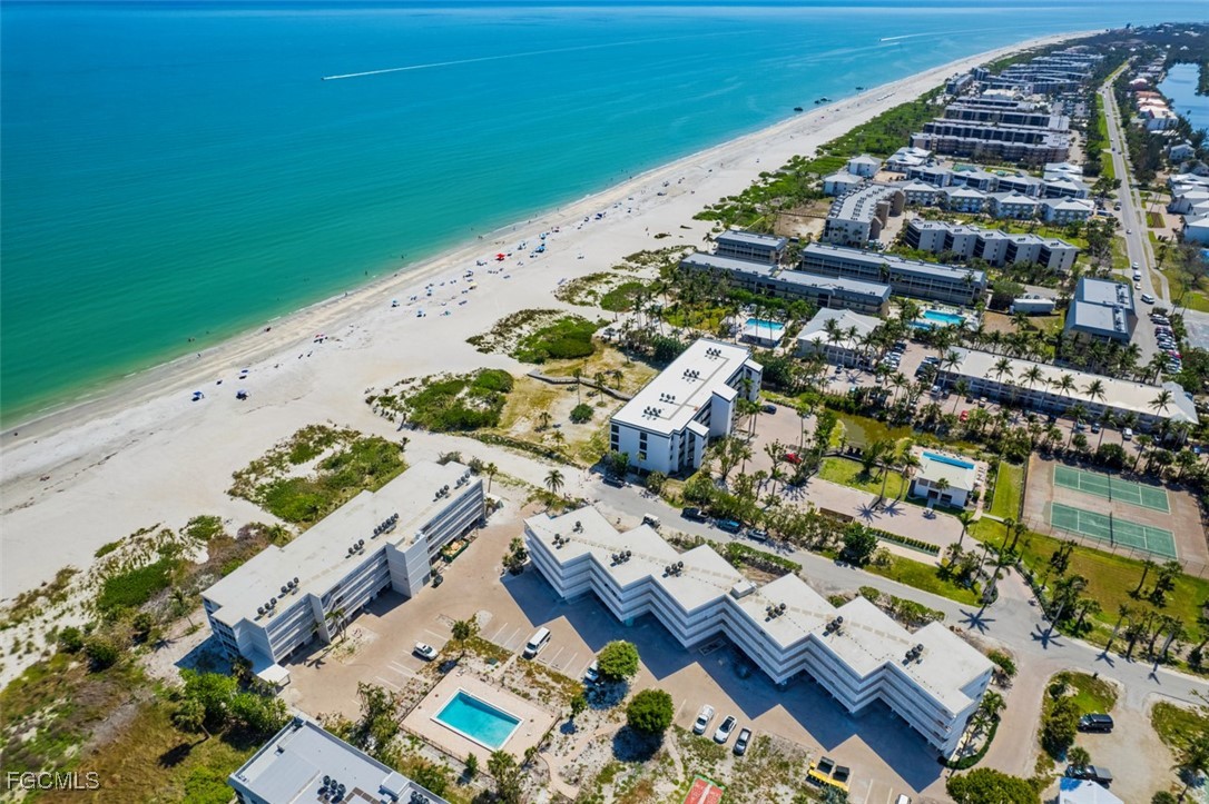 2 Bed Waterfront Home for Sale in Sanibel, photo 31