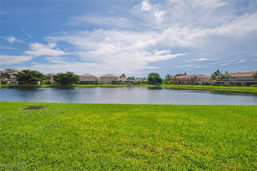 3 Bed Waterfront Home for Sale in Bella Vida, photo 31