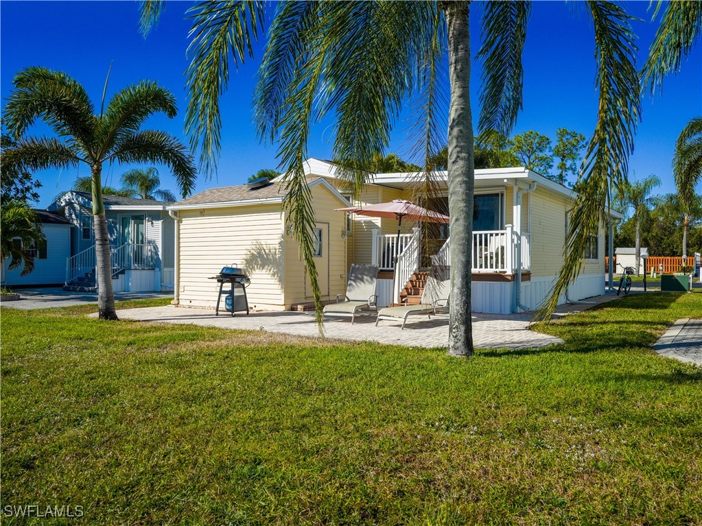 1 Bed Waterfront Home for Sale in Naples, photo 31
