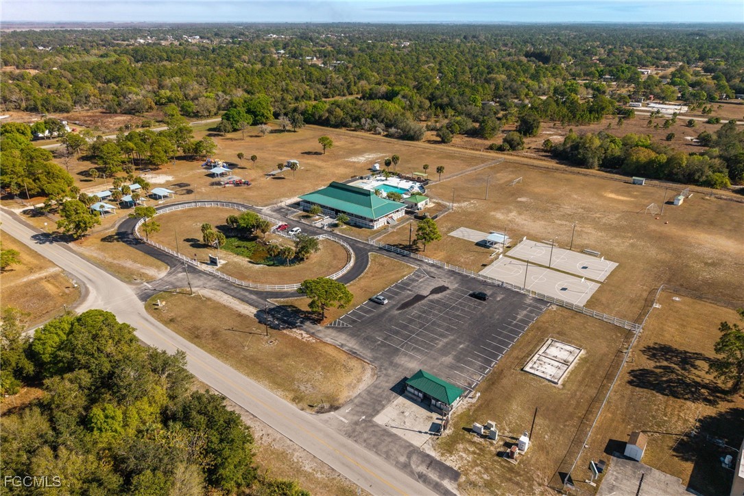 3 Bed SingleFamilyResidence for Sale in Clewiston, FL — photo 31