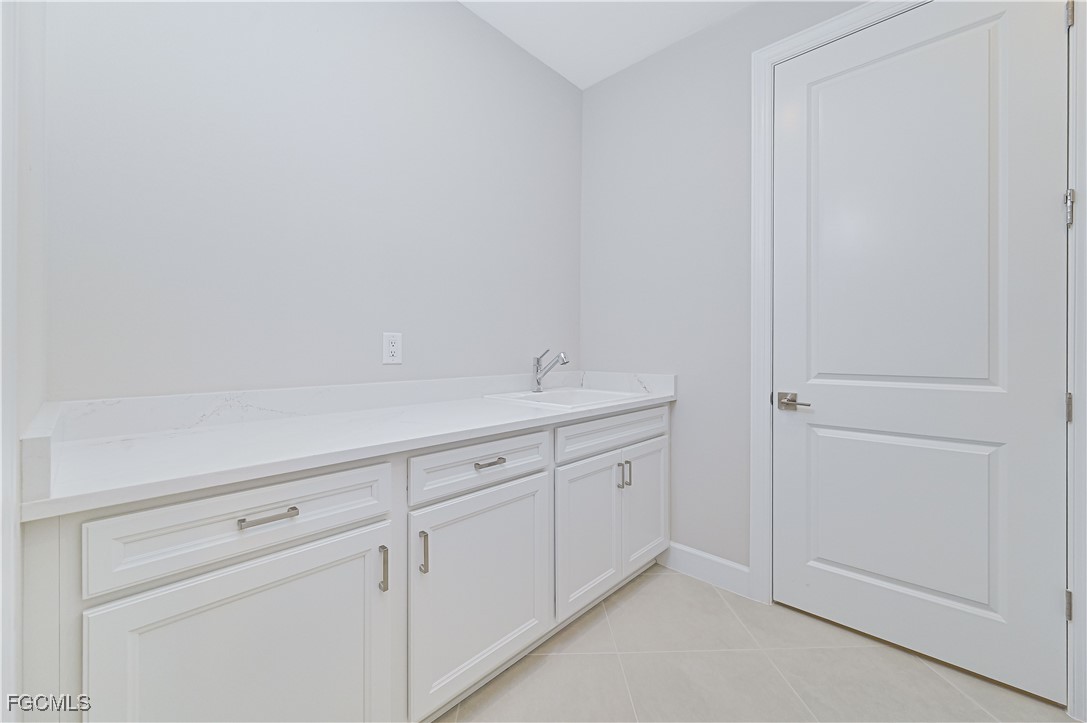 3 Bed Waterfront Home for Sale in Del Webb Oak Creek, FL — photo 31