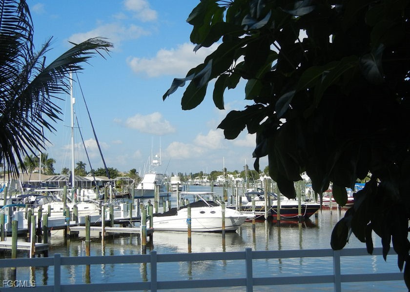 2 Bed Waterfront Home for Sale in Boardwalk Caper, photo 31