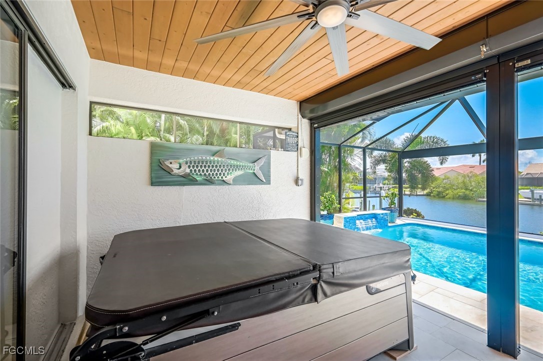 3 Bed Pool Home for Sale in Palm Acres, photo 31