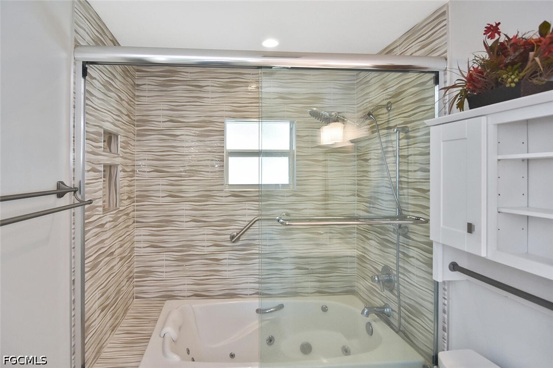2 Bed Waterfront Home for Sale in Fort Myers, photo 31