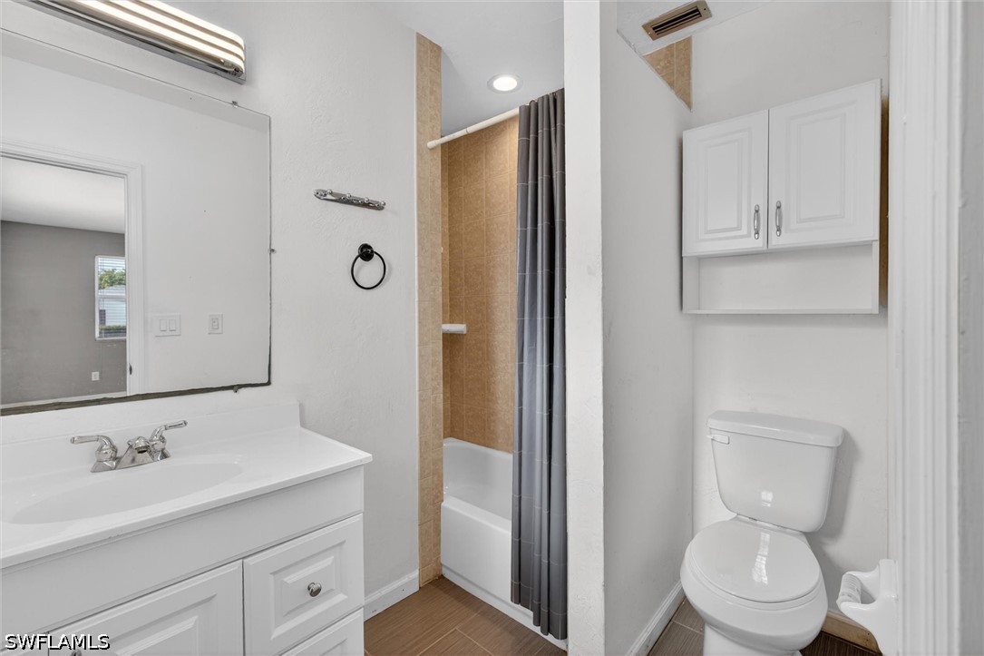 2 Bed SingleFamilyResidence for Sale in Allen Park, photo 31