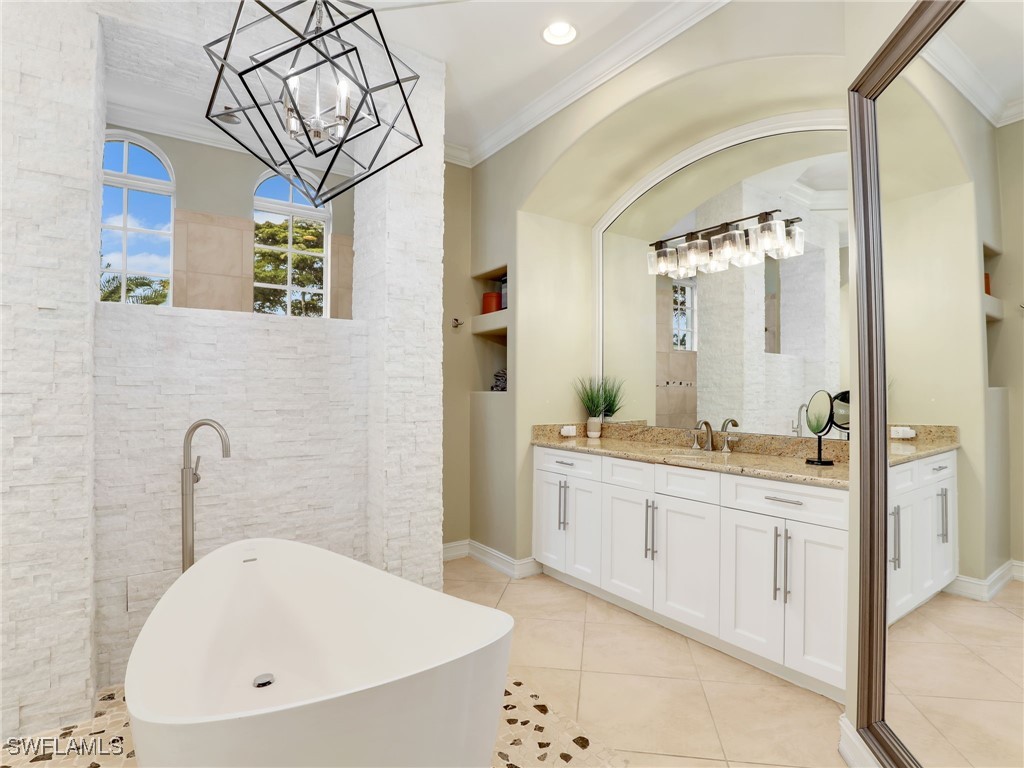 4 Bed Pool Home for Sale in Grande Estates, photo 31