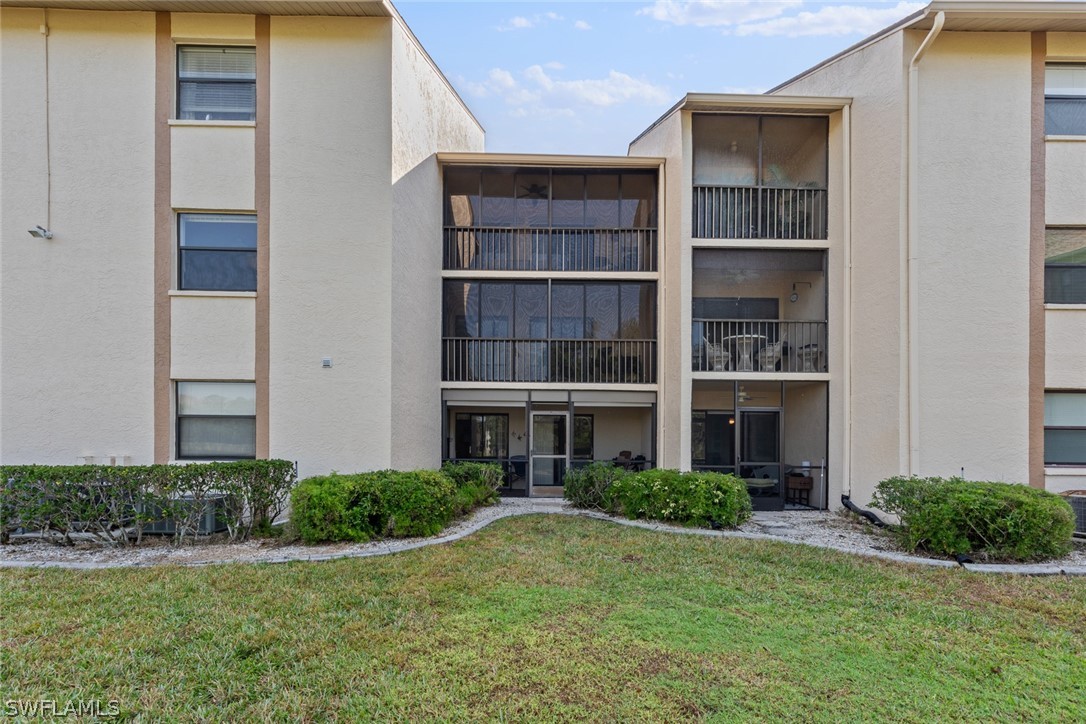 2 Bed Waterfront Home for Sale in Fort Myers, FL, $139,000 — photo 31
