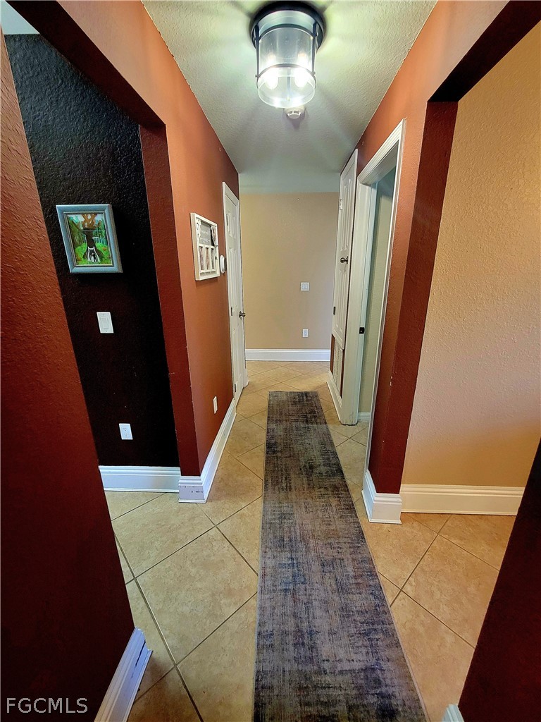 4 Bed SingleFamilyResidence for Sale in Lehigh Acres, photo 31