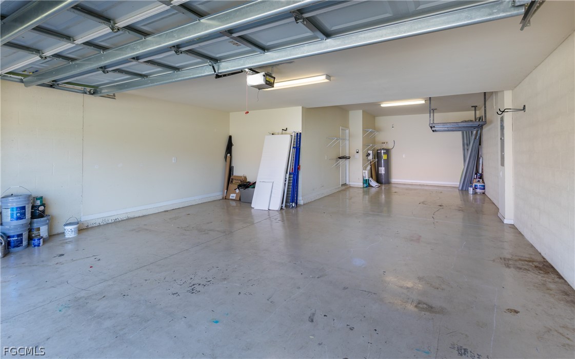 6 Bed Waterfront Home for Sale in Fort Myers, FL, $429,000 — photo 31