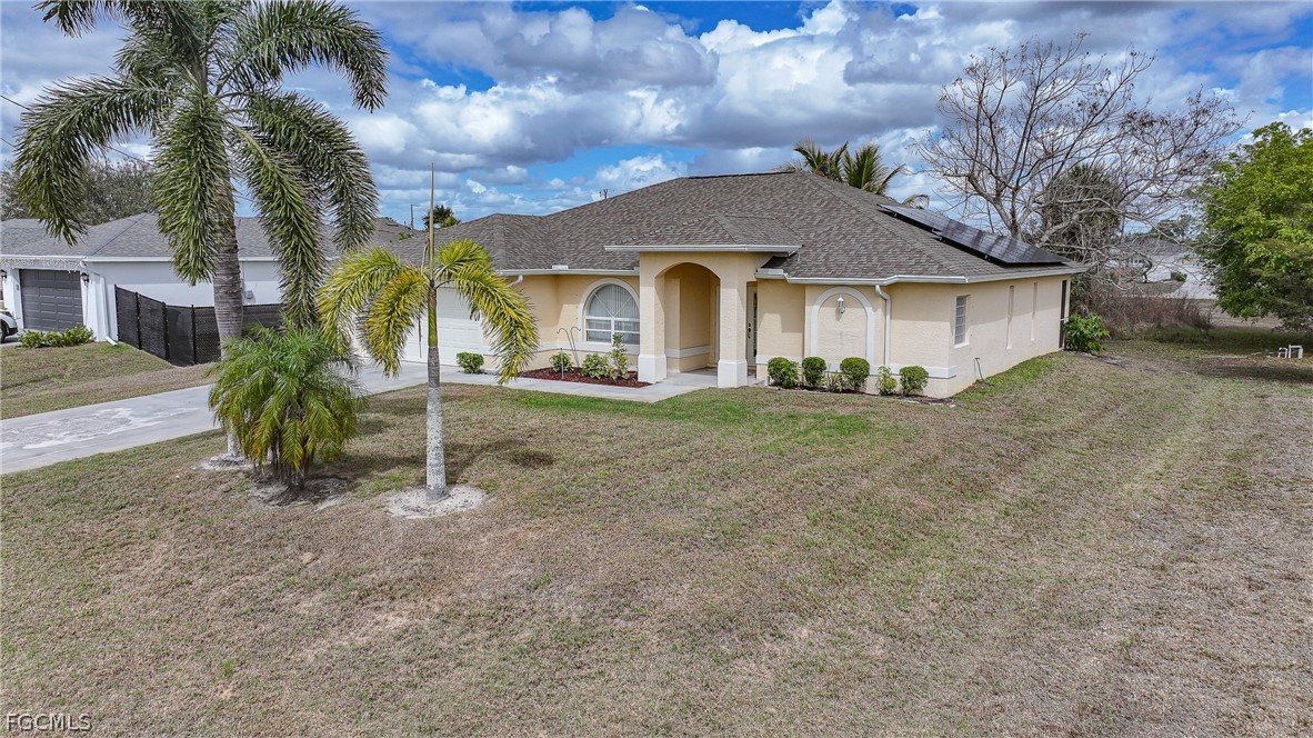 3 Bed SingleFamilyResidence for Sale in Cape Coral, photo 31