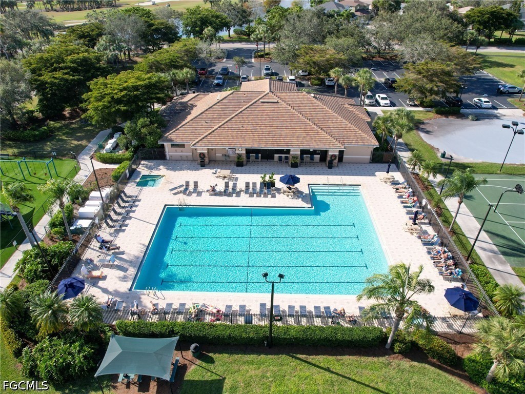 3 Bed SingleFamilyResidence for Sale in Stoneybrook, FL — photo 31