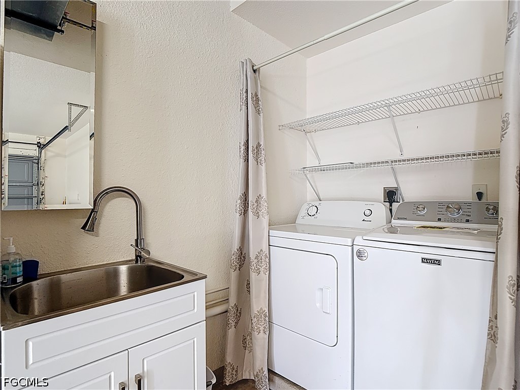 2 Bed Duplex for Sale in Del Vera Country Club, FL, $267,000 — photo 31
