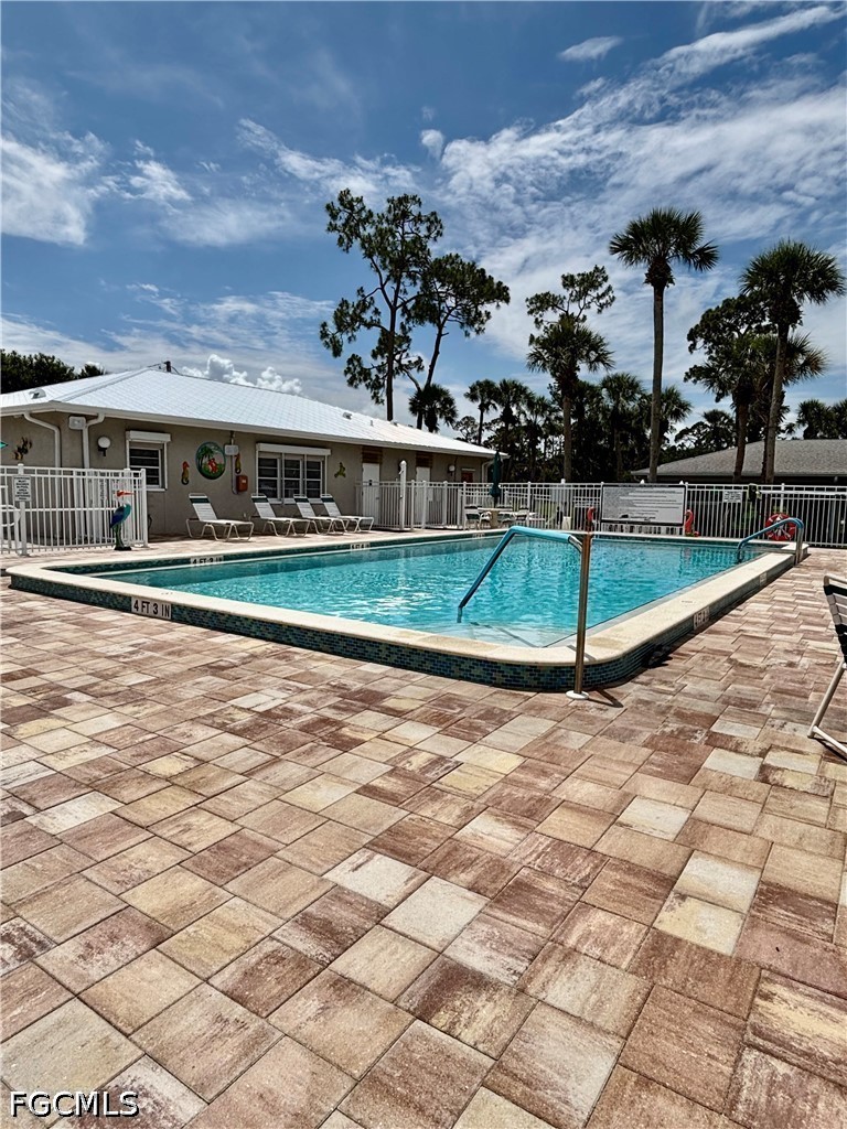 2 Bed ManufacturedHome for Sale in North Fort Myers, FL — photo 31