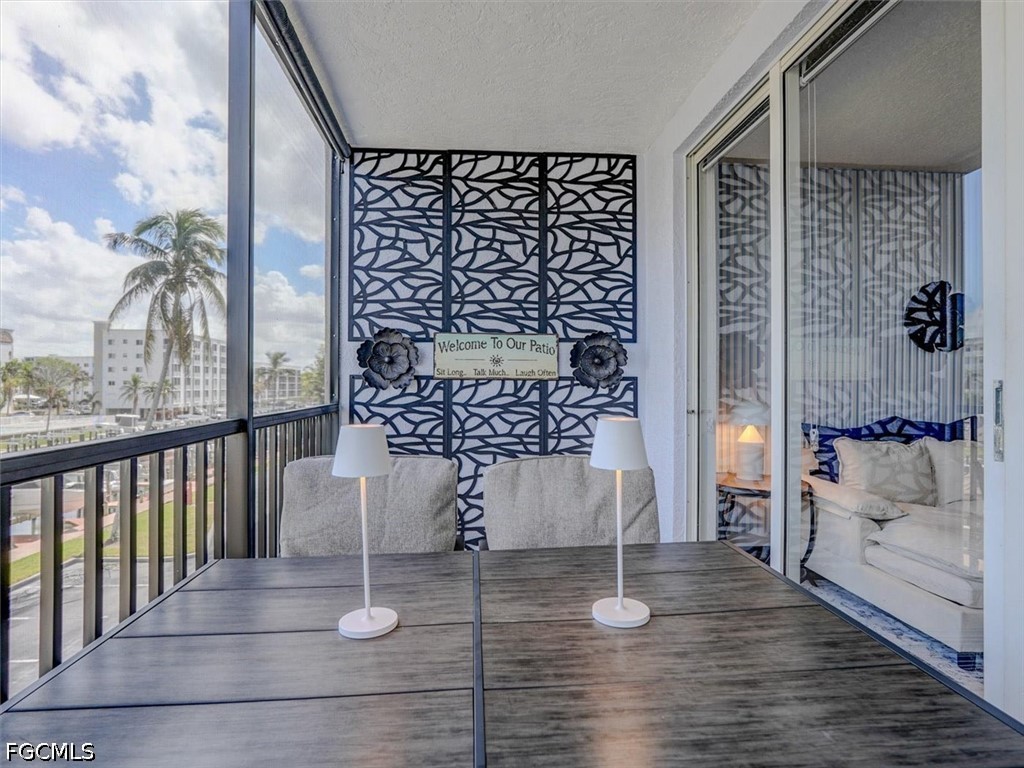 2 Bed Waterfront Home for Sale in Hibiscus Pointe, FL — photo 31