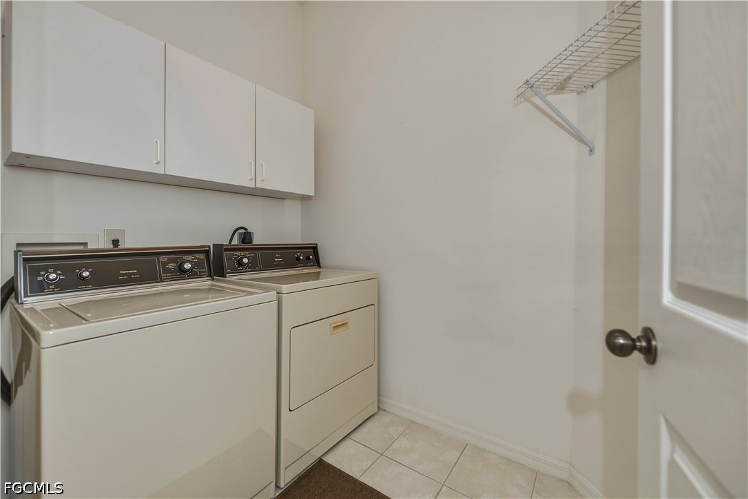 3 Bed SingleFamilyResidence for Sale in Fort Myers, photo 31