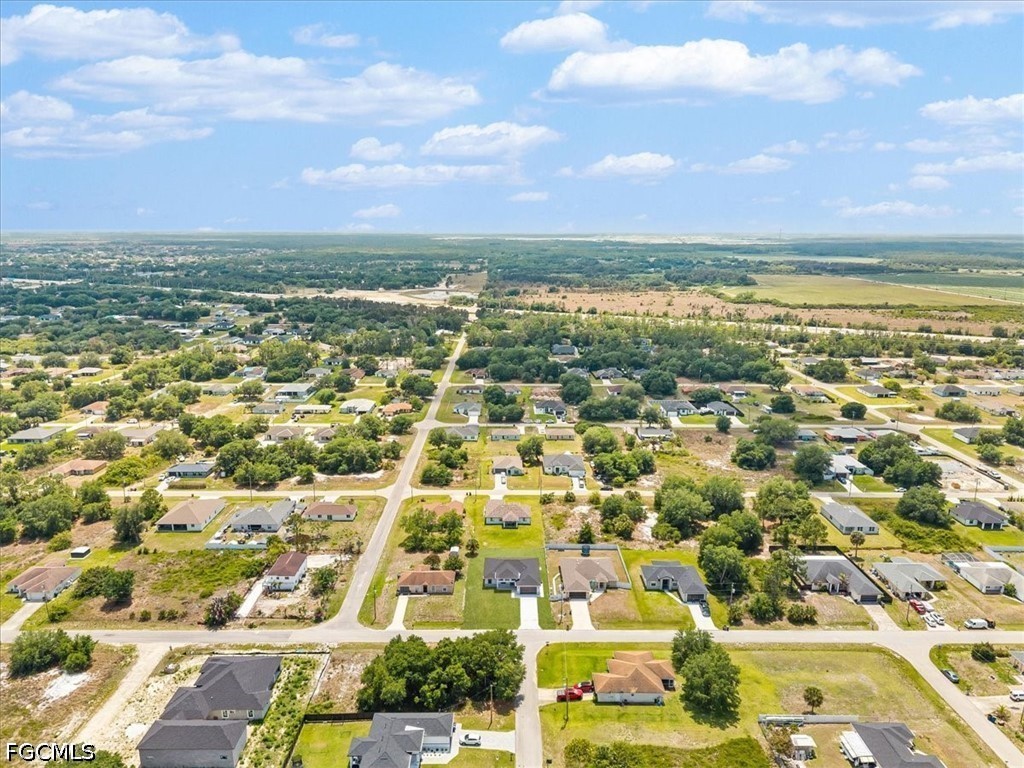 4 Bed SingleFamilyResidence for Sale in Lehigh Acres, photo 31