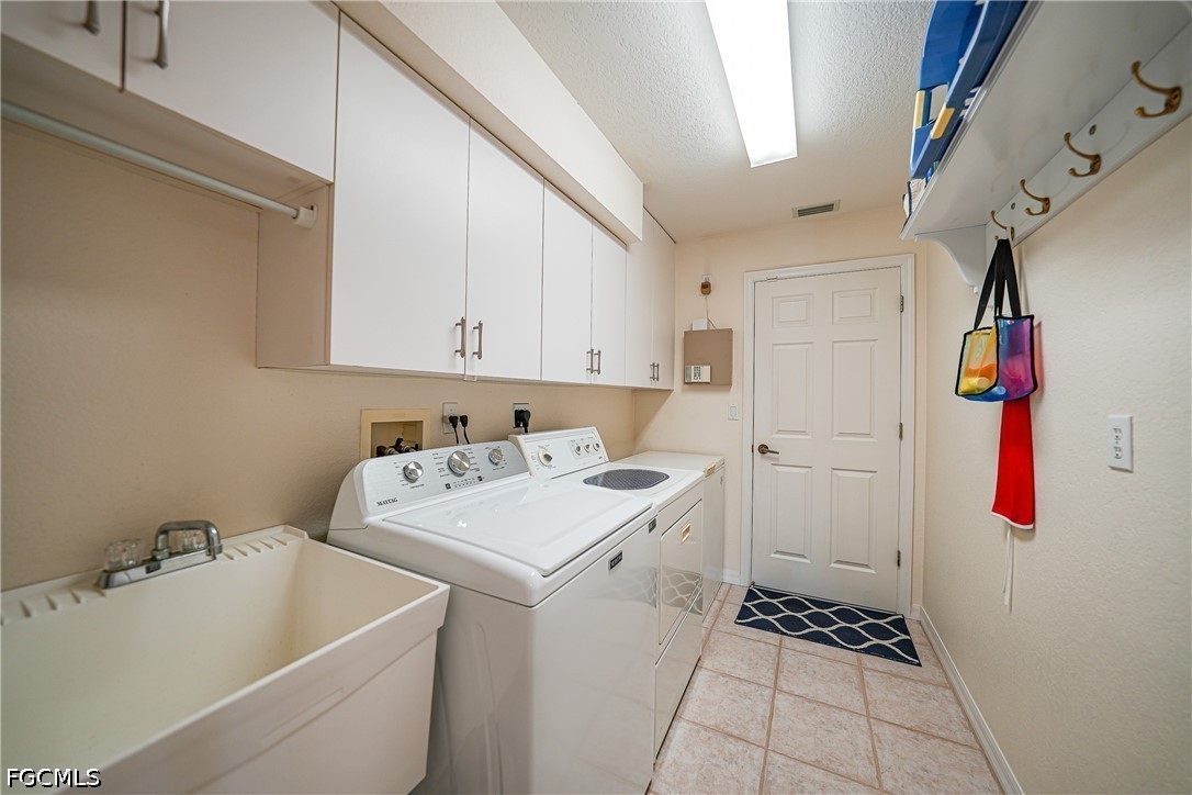 3 Bed Pool Home for Sale in Punta Gorda Isles, photo 31
