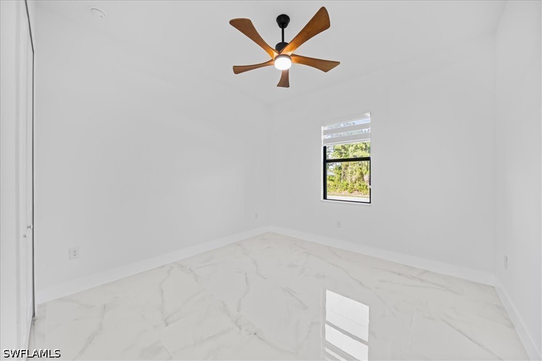 4 Bed SingleFamilyResidence for Sale in Lehigh Acres, photo 31