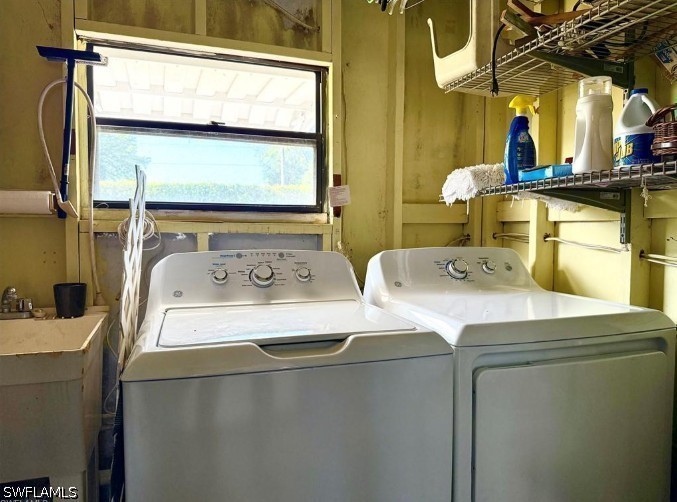 2 Bed ManufacturedHome for Sale in Naples, FL, $119,000 — photo 31