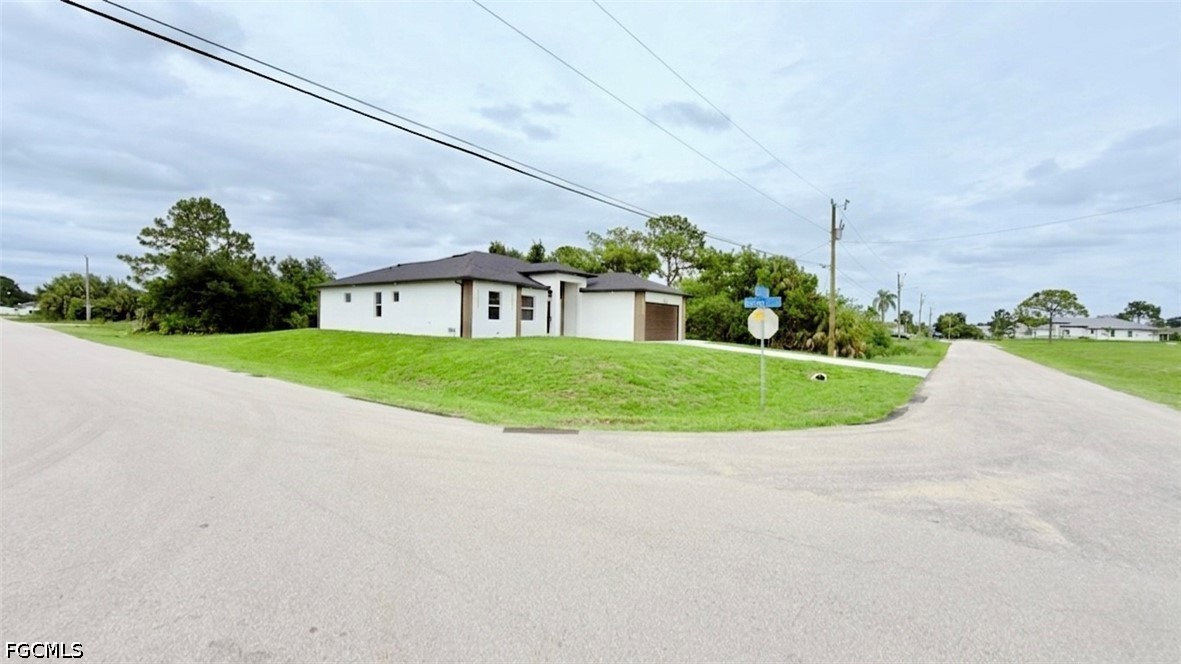 4 Bed SingleFamilyResidence for Sale in Lehigh Acres, photo 31