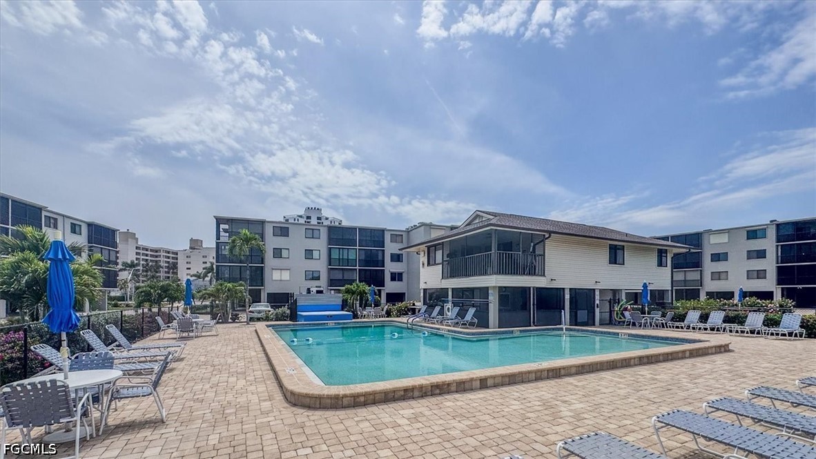 2 Bed Condominium for Sale in Fort Myers Beach, FL, $299,000 — photo 31