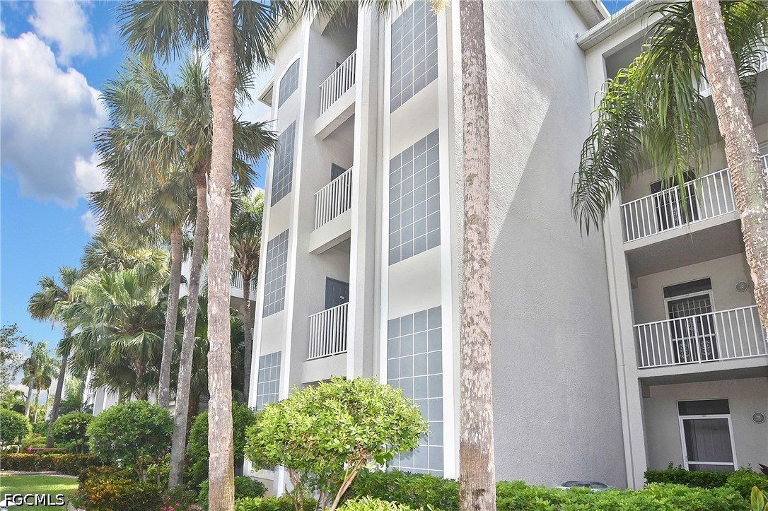2 Bed Condominium for Sale in Fairway Isles, FL, $274,000 — photo 31