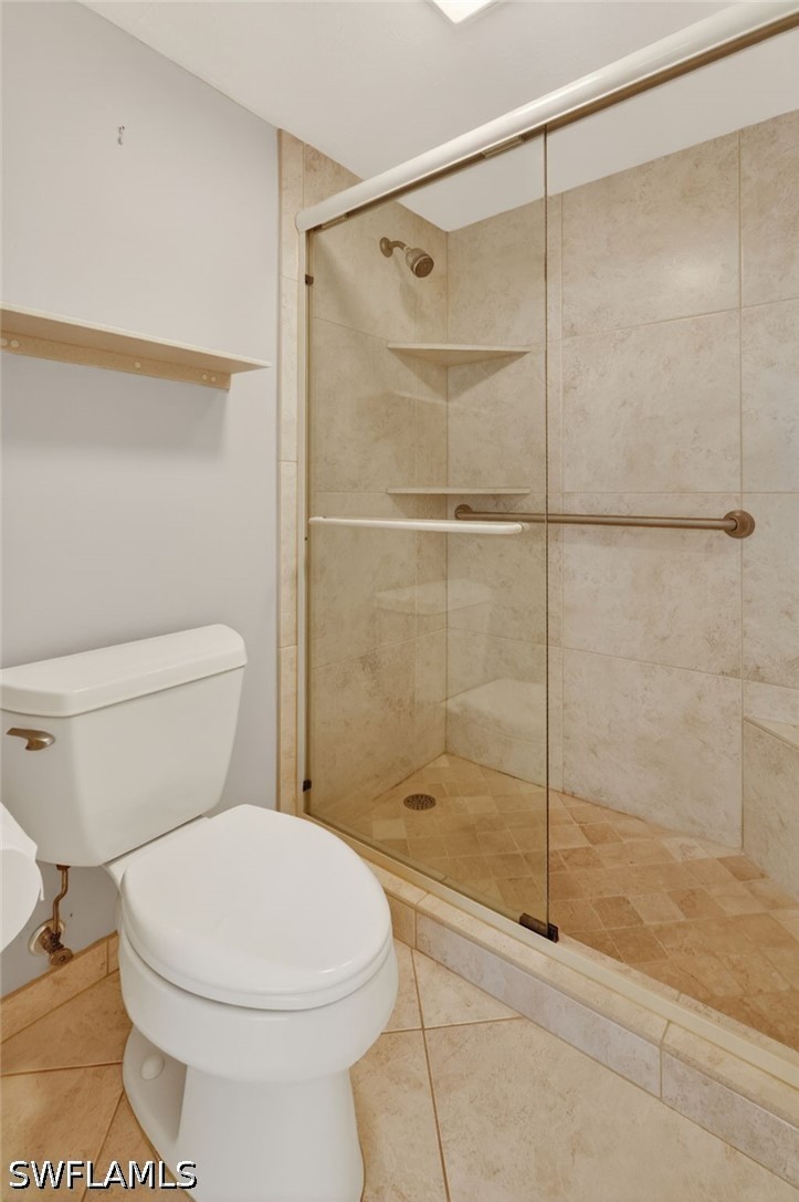 2 Bed Waterfront Home for Sale in Marco Island, photo 31