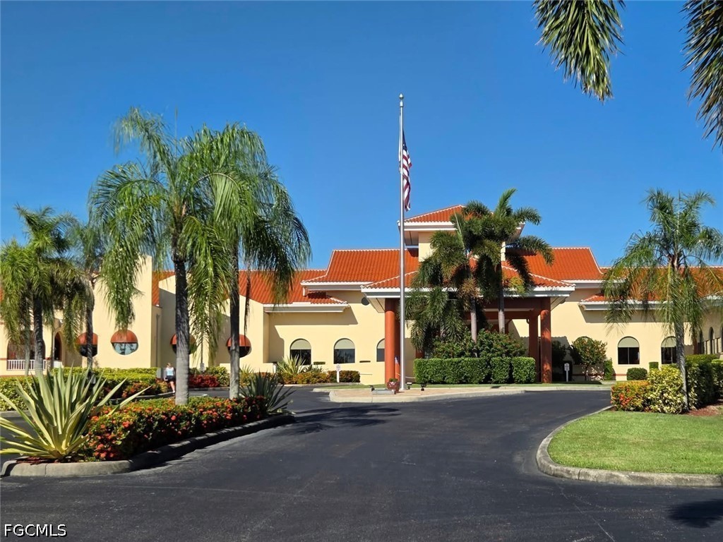 2 Bed SingleFamilyResidence for Sale in North Fort Myers, photo 31