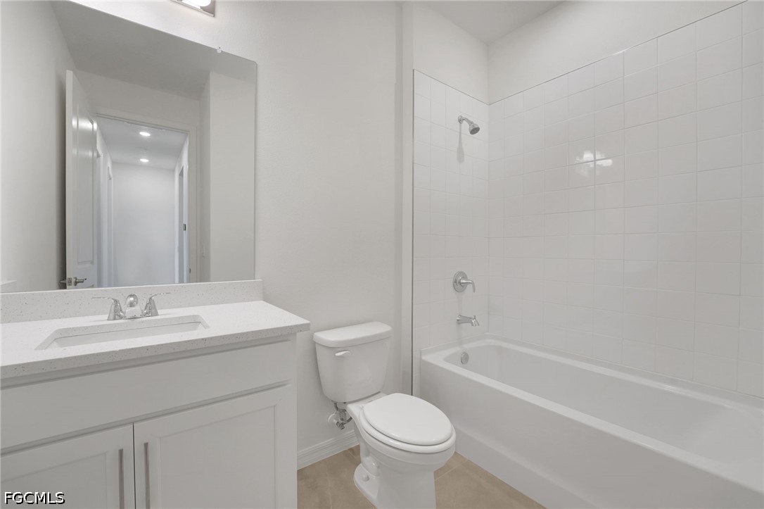 4 Bed SingleFamilyResidence for Sale in Turnleaf, photo 31