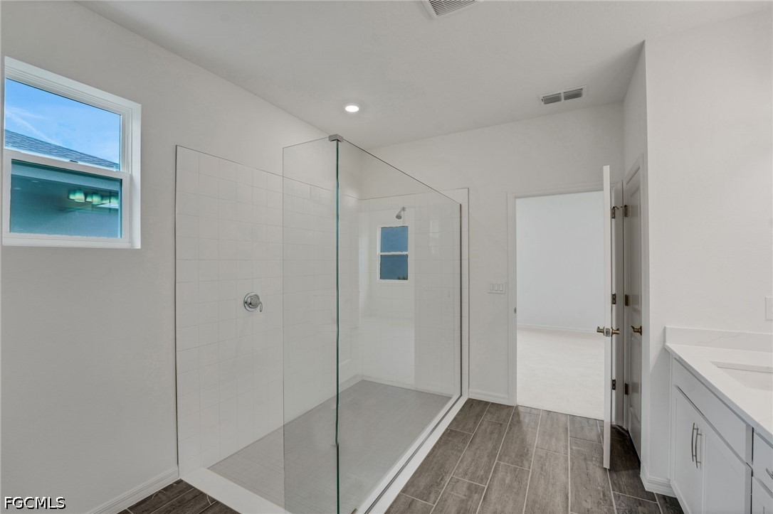 4 Bed SingleFamilyResidence for Sale in Turnleaf, photo 31