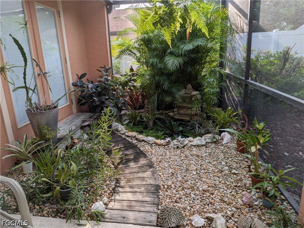 3 Bed Pool Home for Sale in Cape Coral, photo 31