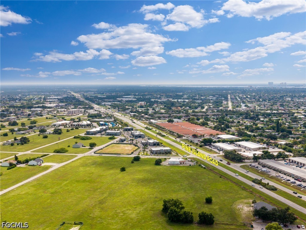 3 Bed SingleFamilyResidence for Sale in Cape Coral, photo 31