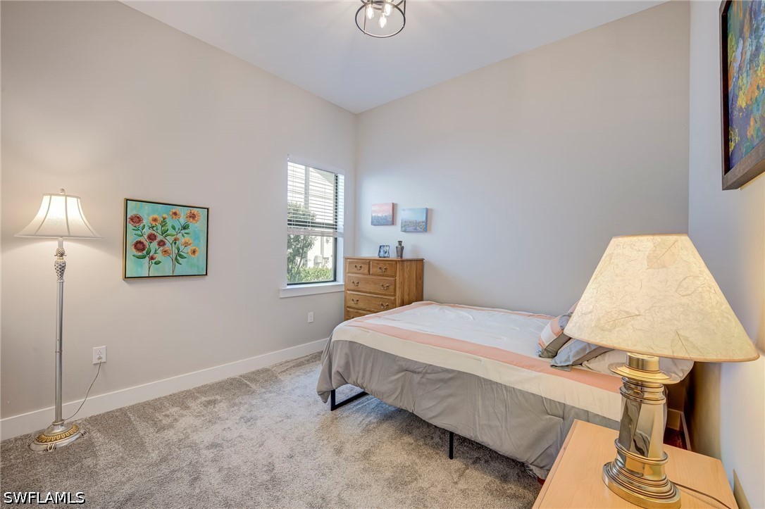 5 Bed SingleFamilyResidence for Sale in Avalon Park, FL — photo 31