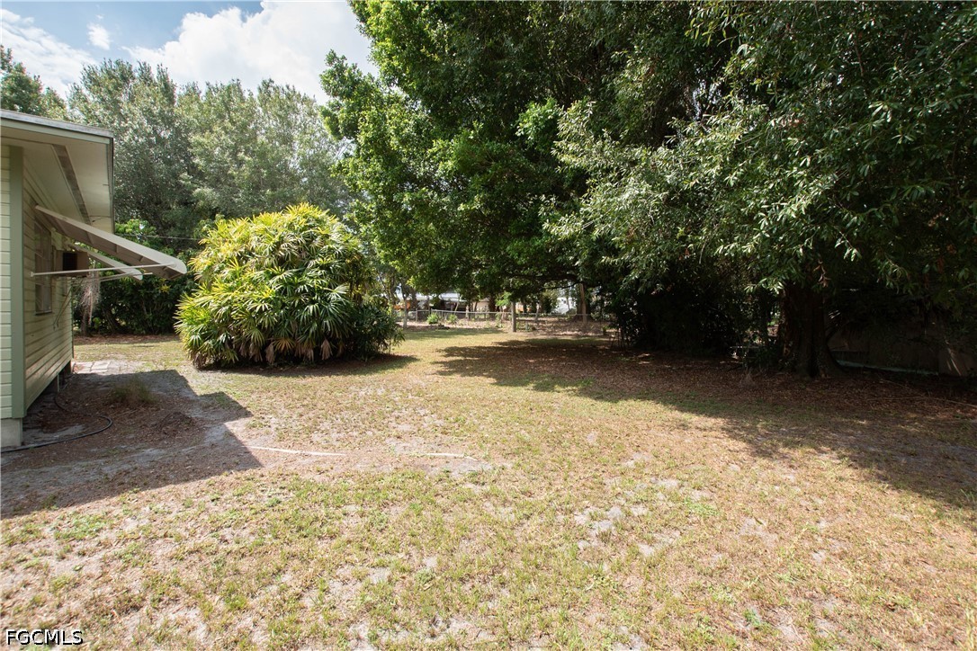3 Bed SingleFamilyResidence for Sale in Immokalee, FL — photo 31