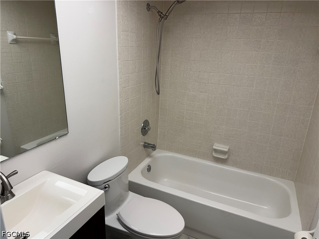 2 Bed Condominium for Sale in Maple Gardens, photo 31