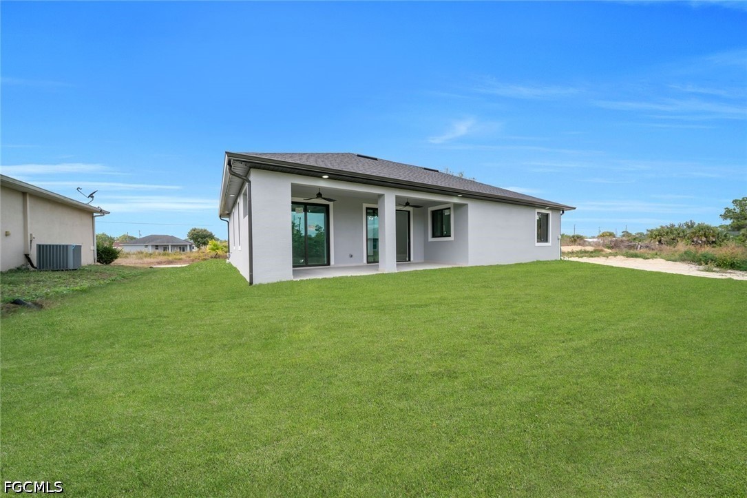 3 Bed SingleFamilyResidence for Sale in Lehigh Acres, FL — photo 31