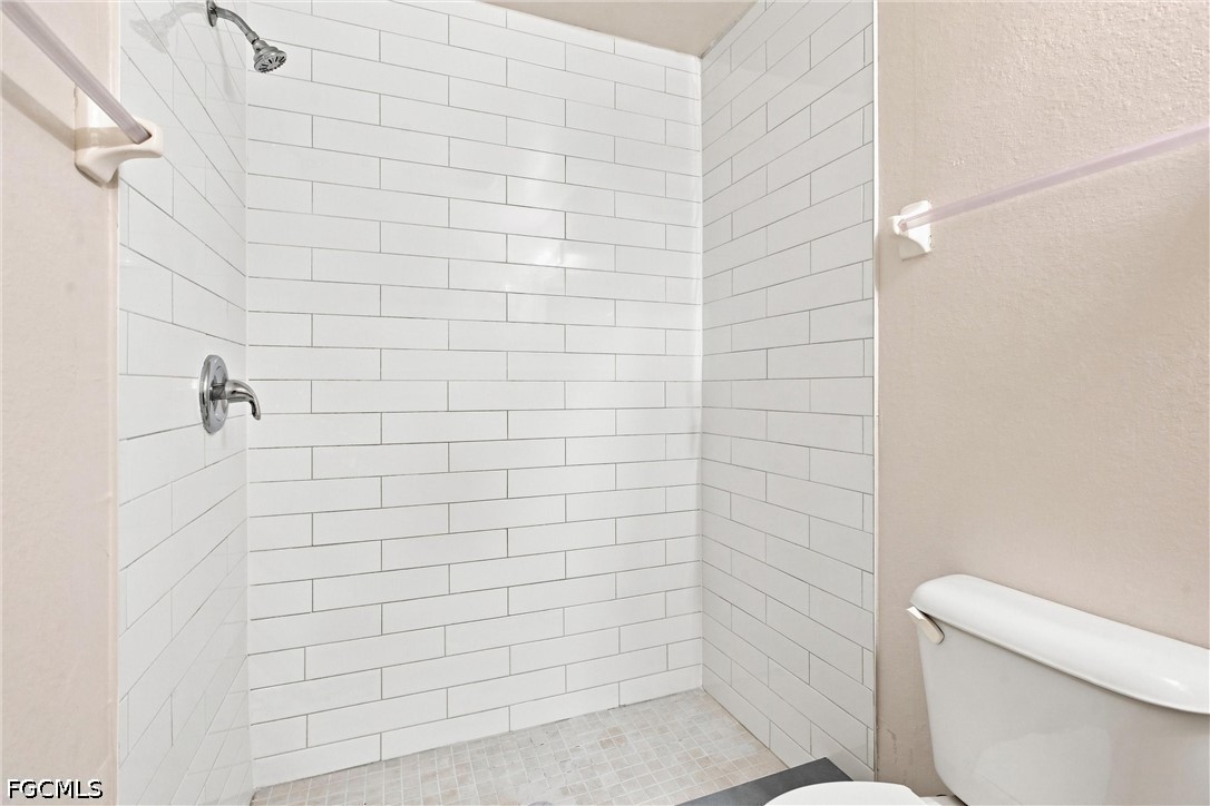 3 Bed SingleFamilyResidence for Sale in Lehigh Acres, FL — photo 31
