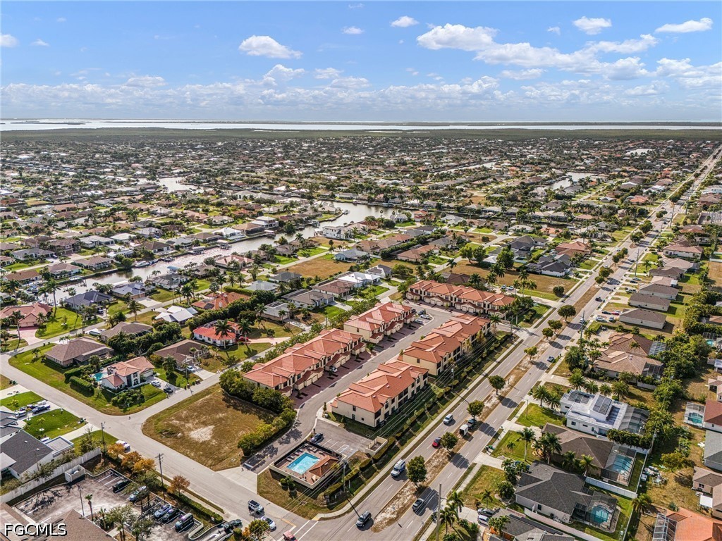 2 Bed Townhouse for Sale in Cape Coral, FL, $290,000 — photo 31