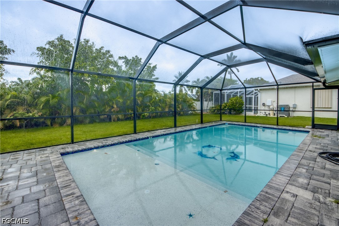 3 Bed Pool Home for Sale in Cape Coral, photo 31