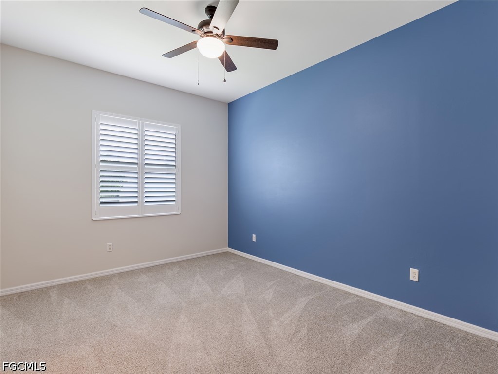 3 Bed Pool Home for Sale in Daniels Place, photo 31