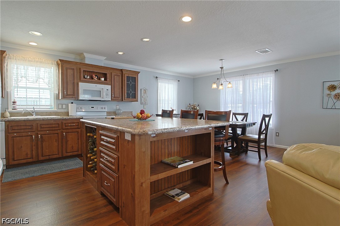 3 Bed ManufacturedHome for Sale in Alva, FL, $249,990 — photo 31