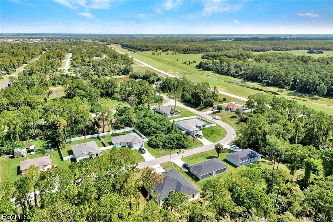 4 Bed SingleFamilyResidence for Sale in Labelle, FL — photo 31