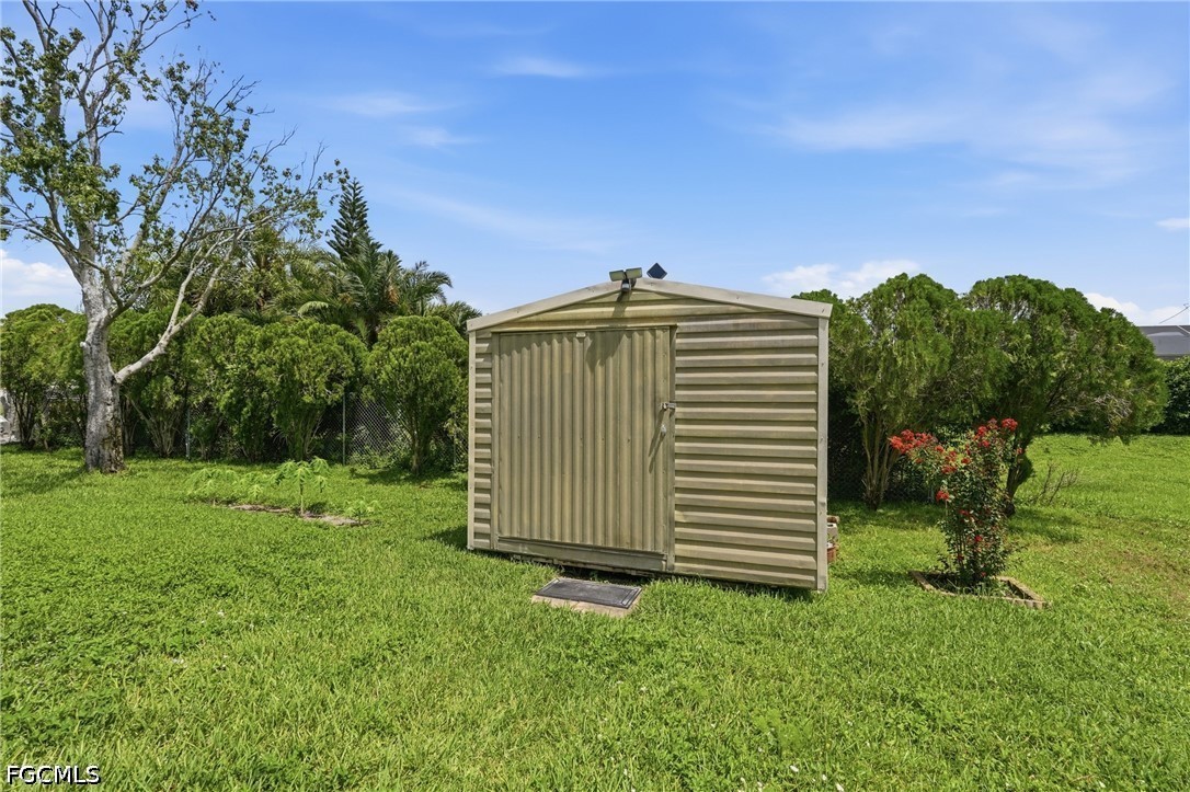 3 Bed SingleFamilyResidence for Sale in Lehigh Acres, photo 31