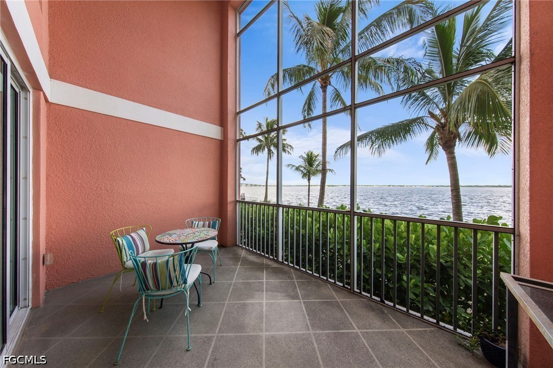 1 Bed Waterfront Home for Sale in St. Tropez, FL, $250,000 — photo 31
