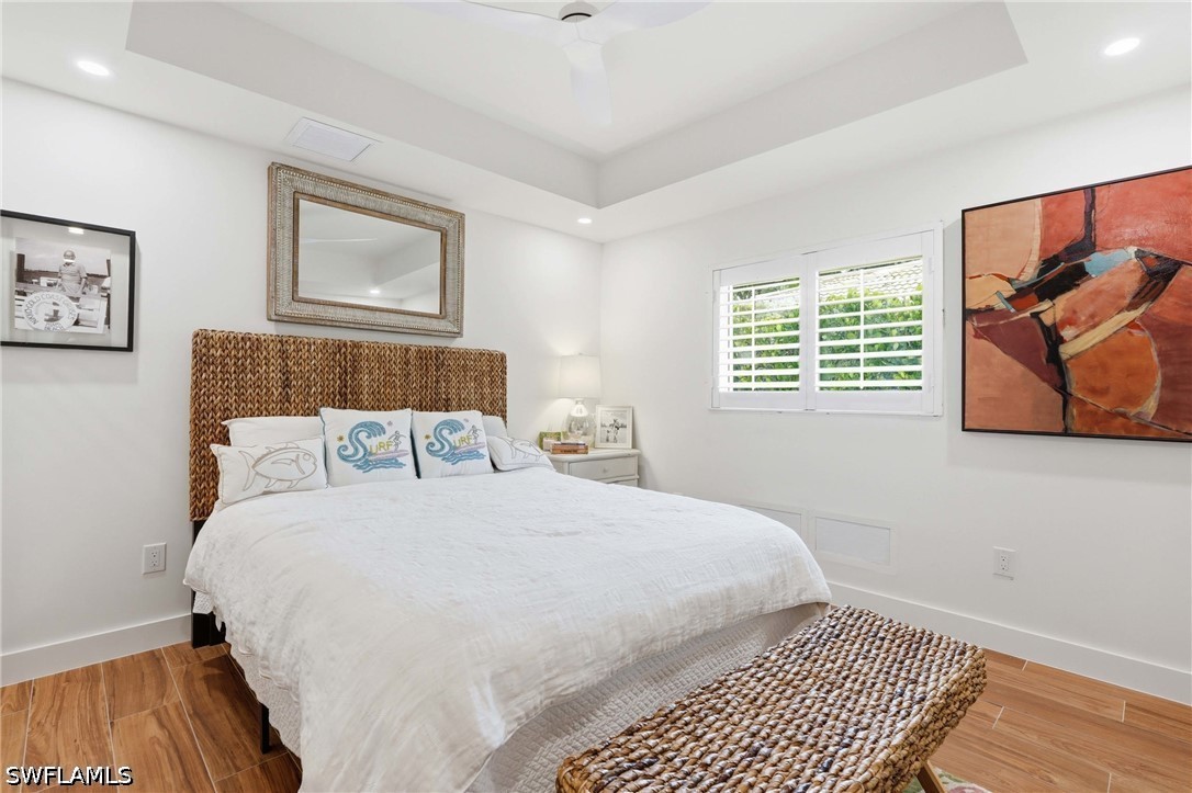 4 Bed Pool Home for Sale in Park Shore, photo 31