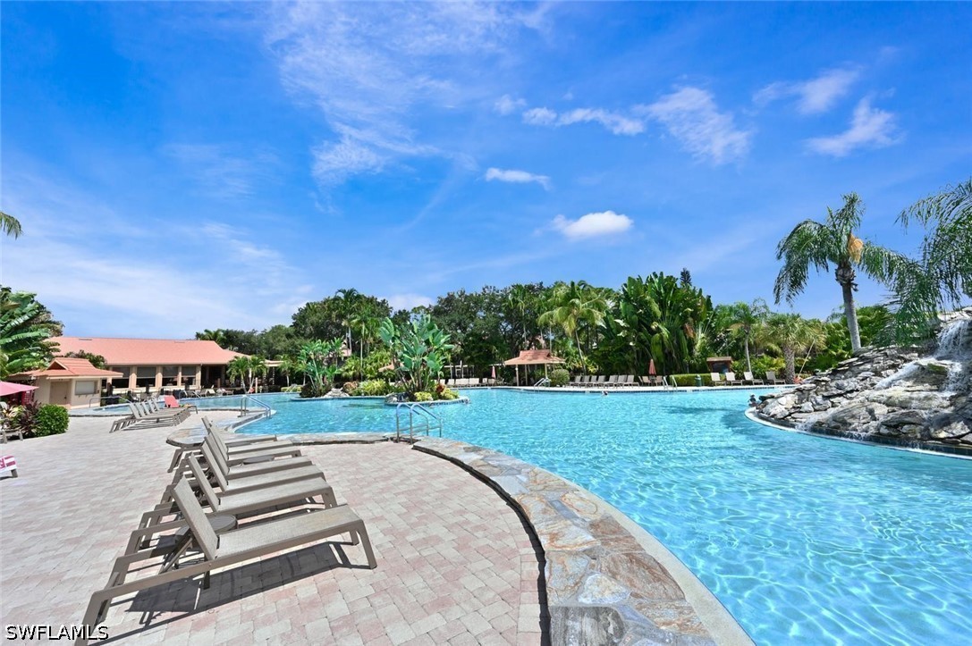 2 Bed Waterfront Home for Sale in Rosewood, photo 31