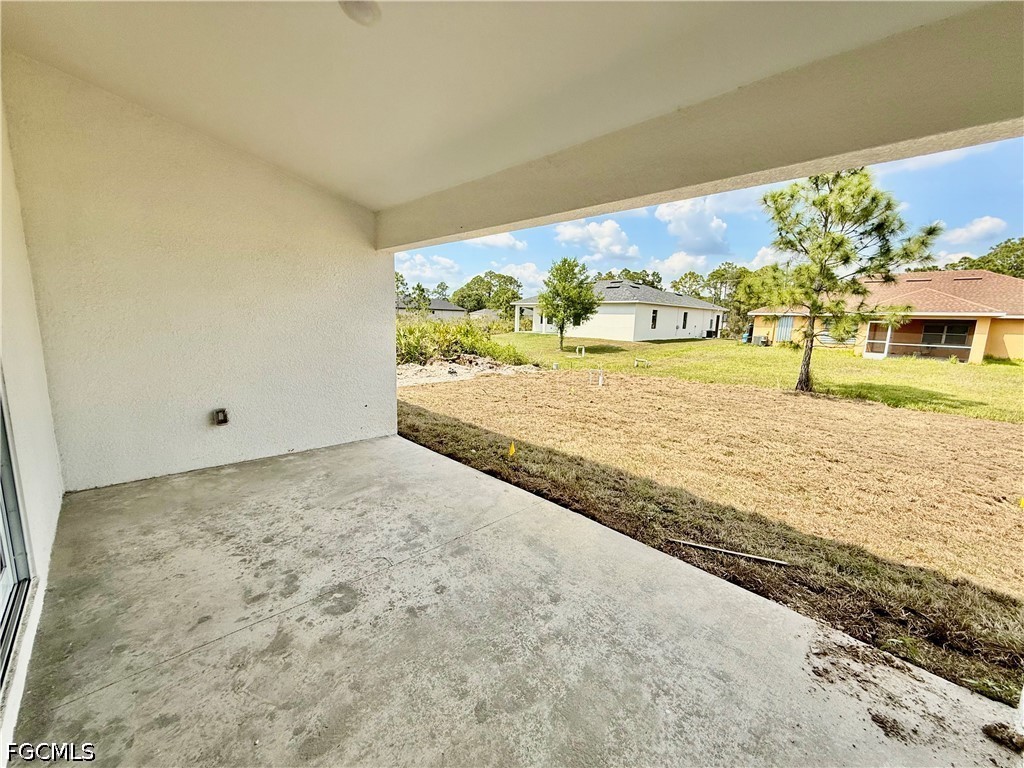 3 Bed SingleFamilyResidence for Sale in Lehigh Acres, photo 31